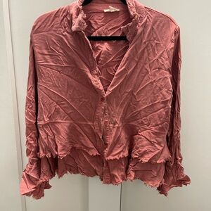 Women's Frayed Hem Button-Up Top - Pink